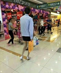 �ⳤ���ҷ���������һ���Ӵ���ȹ�ȸ߸���� ��������