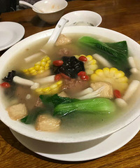 �ڼ�·��������������óԣ�����һ��