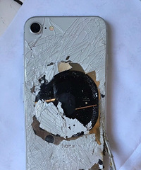 ���ˣ���������iPhone8���ʱ��ͻȻð�� ը�ˣ�