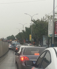 �������������ֳ�����³� һ�����ӵ�·��������һСʱ