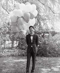 ���ٻ����λ��ǹ�˾���ڹ����˶��˻���Ĺٷ���Ƭ�ͽ������