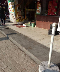 �����̣�·�ߵ�Ұ�ҹ�������е�������  һ��ͱ��˾ٱ�