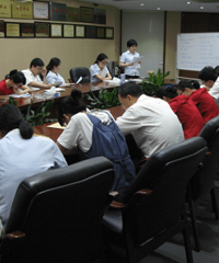 �������п�չ���÷���Ӣ�������ѵ