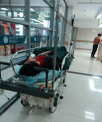 ����һŮ���賿���� ��Ѫֱ������Ϊ�������...