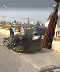 ��ͷײ��  ��̥����ɢ�ܣ������г������Ϸ��ˣ�