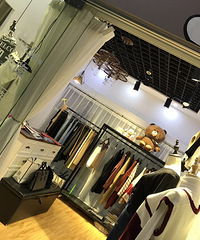 照顾小孩无时间打理服装店铺急转让