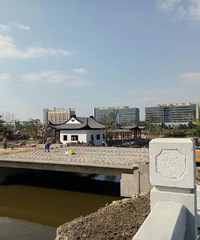 �̳ǱߵĹ�԰���ڶ��� ��������