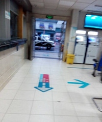 ȫ��׷��������һ�γ�ײ��һ�ᴩ��·������ ˾�����ˣ�