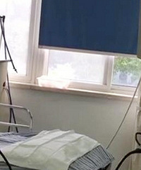 �����ˣ�����ĳҽ�����Լ���θ��