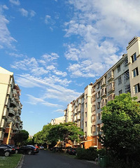 �²������ĸ���ǨС��