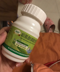 ���˸�200��ĸ�Ƭ���Ǳ���