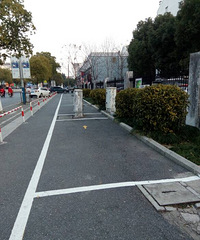 ����ĳС�������ġ�����ͣ��λ��  ֻ�ܿ�������ͣ��