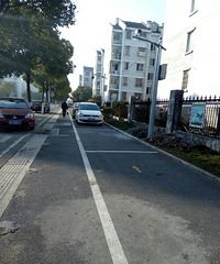 ����ĳС��������ͣ��λ���ع���������������Ѳ� ͣ��������