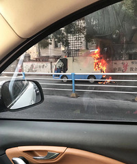 ͻ��������ĳС������һ���������Ż�