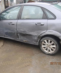 ����һ�������˸�ðҩ������ һ���˯ײ����������