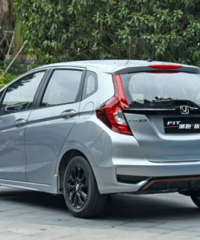 �򷢶����ͳ�ϵ�У���������������ܳ��ͣ���ϲ����