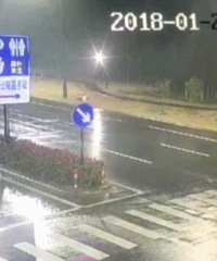 ������ҹ���ҳ��� ײ��˲����Ӱ�Ӵ�Ƭ��