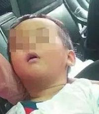 "快过年了,请不要喂我的孩子吃这些食物,一口都不行"