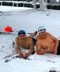 ��ѩ�����һȺ����Ӵ��� ����...����欣�