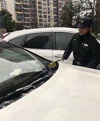 [����]��ѩ������С����ҵ�Ͳ�����ѩ ů��