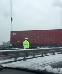 ���ģ�320��������������һ����װ�䳵�򻬳������������