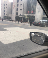 ���˵�һҽԺ�������д��·��������ѣ�ֱ�������ˣ�