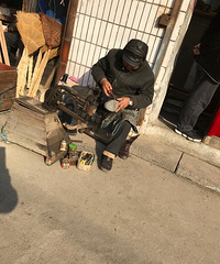 ��ʧ���Ĵ�ͳ���գ�������82�껹����Ь���ϴ�ү��������