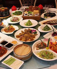 ��λԱ������ҹ�� ���뻹Ҫ��Ǯ��������ҹ�˾�����ˡ�����