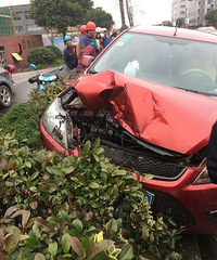 ƽ��ͻ�����س���������ͷ��Ѫ�� �˻���ѹ�����棡