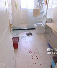 "爆断手筋!嘉兴妇女洗澡受伤 这个浴室用品太危险"