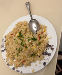 �٣��л�С���ң�Ԫ��������һ��ӻƽ𵰳�����ʼ��