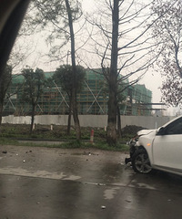 ��07���г�����ʧ�� ���Լ���ͷײ����