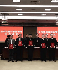 �������л������������С��Ƚ����С�