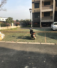 ͣ��λ��յ�С��֮һ ��Ȼ��������ͣ������ͣ�ڳ���ڡ�����