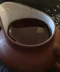 "这样喝茶毁肾、毁胃、毁血管!尤其8类人千万不能喝,看看有你吗