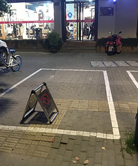 ����ĳ��ռ�ù�����λ�����˸������ͻ �����ҵ����ó�˦��