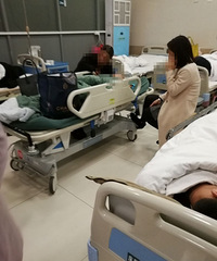 Ů˾��С���ſ�ײ������ ���Ӵ�үү����ɳ�����Զ��