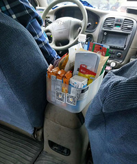 �Ի����������˵ĳ��⳵��Ȼ�������ַ���