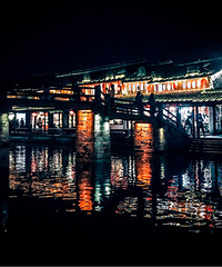 ����������ر�����