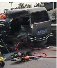 ͻ�����س������������ھ��ˣ���������С�