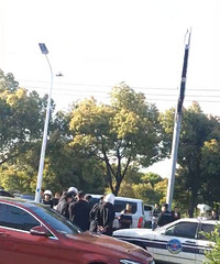 ����·�������˺ͳǹܸ����� ֱ��վ��ִ�������� ��