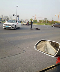 ������Ŀ�ã��Ĺ�·����������ײ��ƿ�� Ů�ӵ��ز���