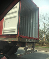 ·�Ͽ���һ�����ͼ�װ�� ���泵�Ŷ�û��һ·�λε���������