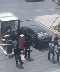 ����ĳС��ҵ��������ҵͣ���շ� ͣ������