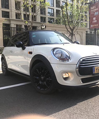 MINI Cooper 1.5T胡椒白