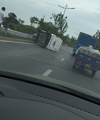 ������෭