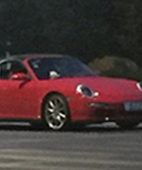 �γ�����ײ��ʱ�� ˾���������侲��