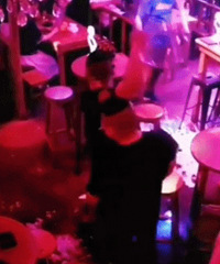 �����ᣡ����ĳ�ư������ ��Ƶ����