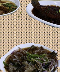 大家怎么看?客人嫌鳝丝肉这么少洋葱这么多 拒不付钱