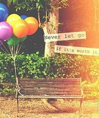 �ڰ��������Ҹ�����Ī���ڣ������ڲ� ��ӵһ��